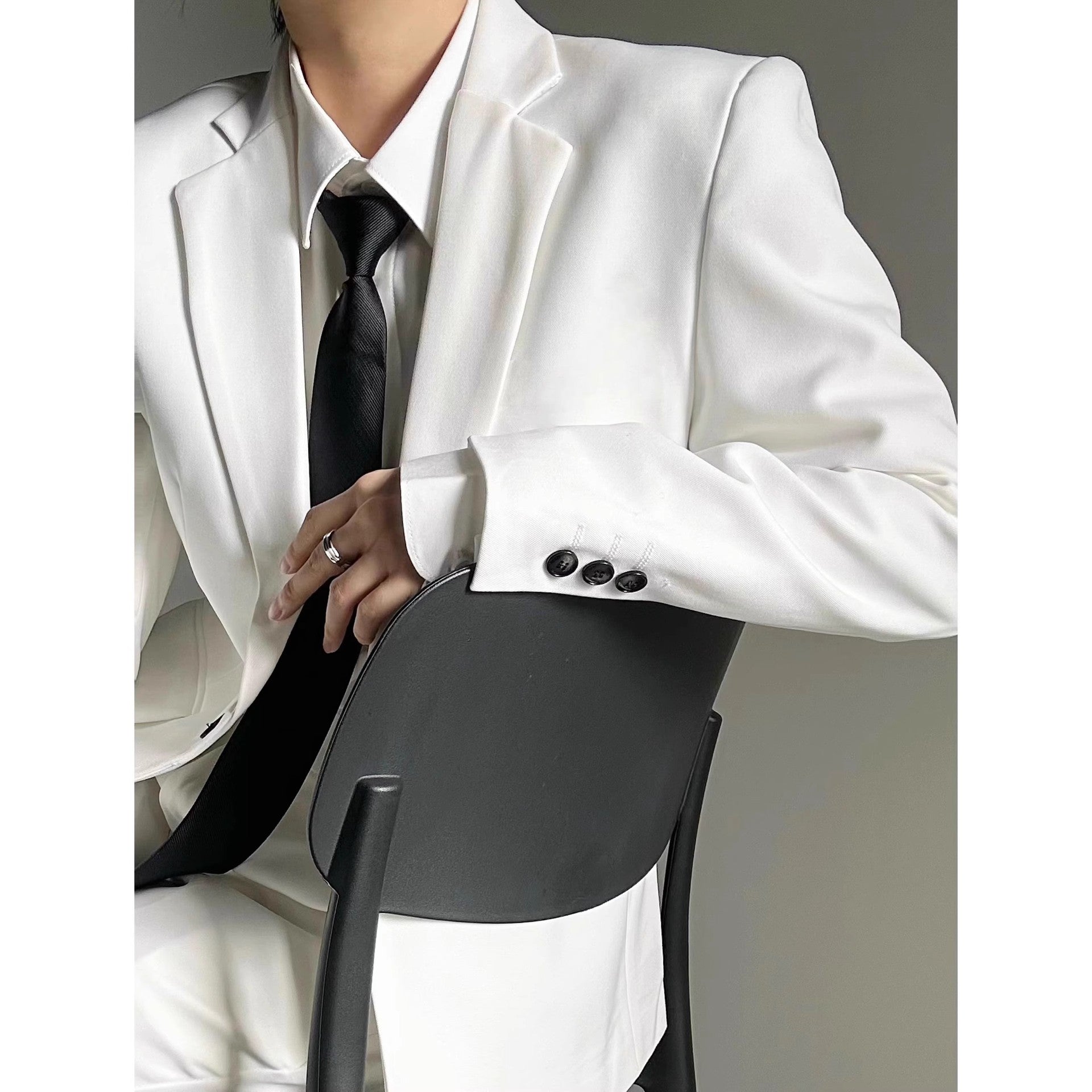 Casual Minimalist Mens And Womens Blazer